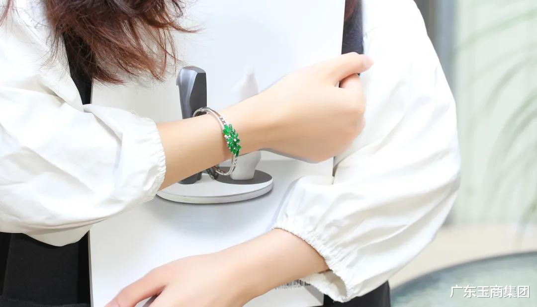 广东玉商集团 新消费时代下，珠宝直播全品类下需要什么样的主播？