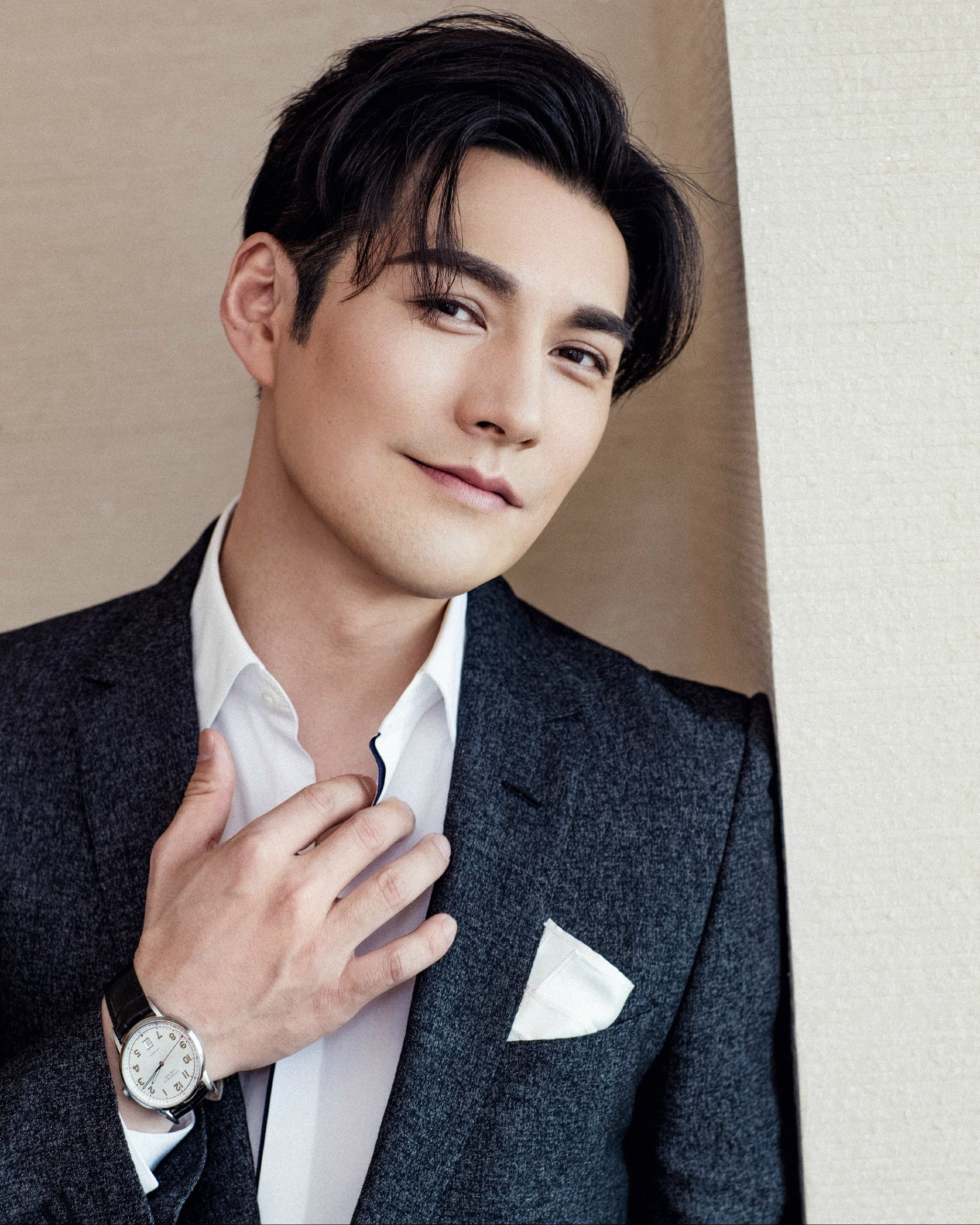 严屹宽|严屹宽那么帅，为什么不火？他与老婆，男神与迷妹之间的浪漫相遇