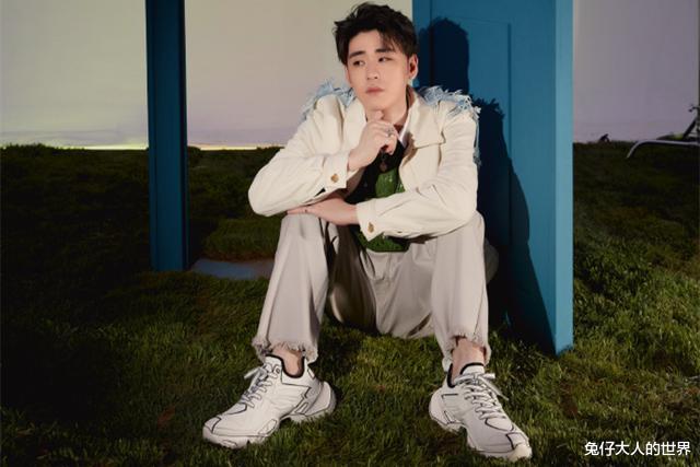 选秀|看热闹不嫌事大，张九南怂恿张云雷拉黑杨鹤通，被当事人“怒怼”