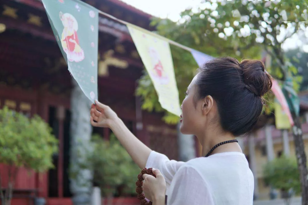 医医精诚 干净，是一个人最好的风水！