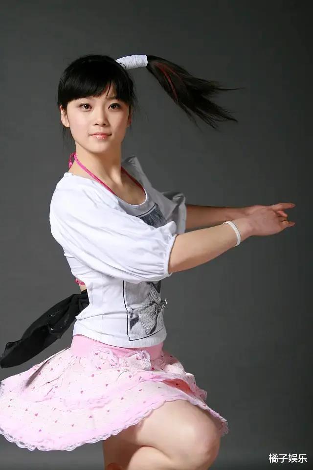 赵樱子|明星都去当网红了？女一号转行做主播日收入近百万，网红来钱真快