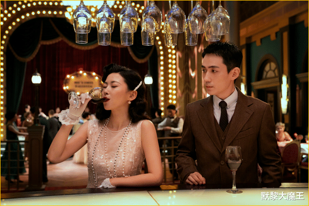 王俊凯|七月“最受欢迎”艺人出炉，朱一龙第5，王俊凯第3，榜首人气断层