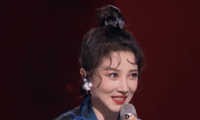 后遗症|7位“动过刀”的女星，梦想成女神，结果变女鬼，个个后遗症一堆