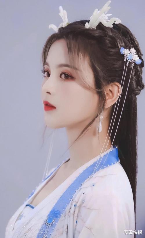 司藤|《司藤》导演又出新作，看到选角阵容：“放肆藤你”要被超越了？