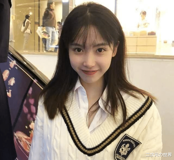 黄忆慈|半藏森林牛年第一发私房照,奢靡生活引人关注,但茶艺却变low了