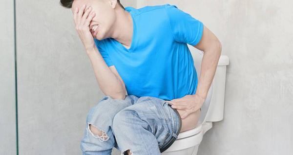 健康周谈 直肠癌不是突然发生的，身体若有4种迹象，最好去医院检查一下