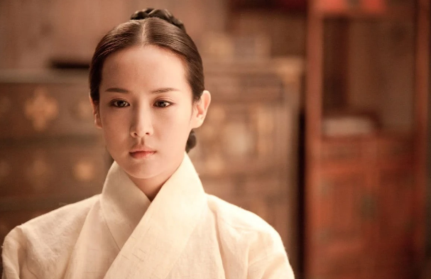 赵茹珍|赵茹珍：为艺术献身拍风月片，曾替父偿还3亿韩元外债，因《寄生虫》成一线女星