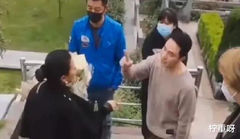 林生斌|太乱！继林生斌现身墓地悼念妻儿后，主播千惠却被人们各种攻击
