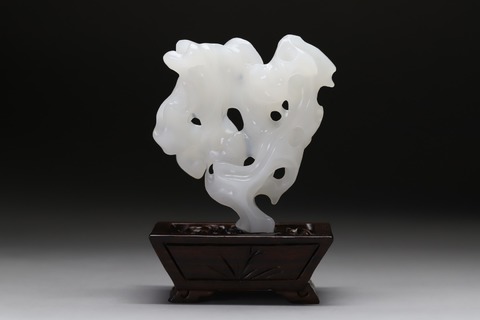 和田玉籽料|回流 舊藏和田玉籽料“一级白 太湖石”摆件