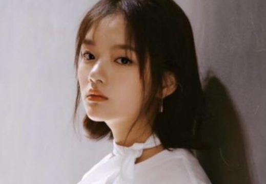 肖战|《玉骨遥》杀青了,时影大神官即将来临,肖战定妆照太仙气