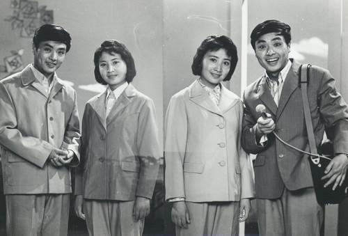 电影|80年代美女影星高英，从红极一时到回归平淡，她这样的选择对吗？