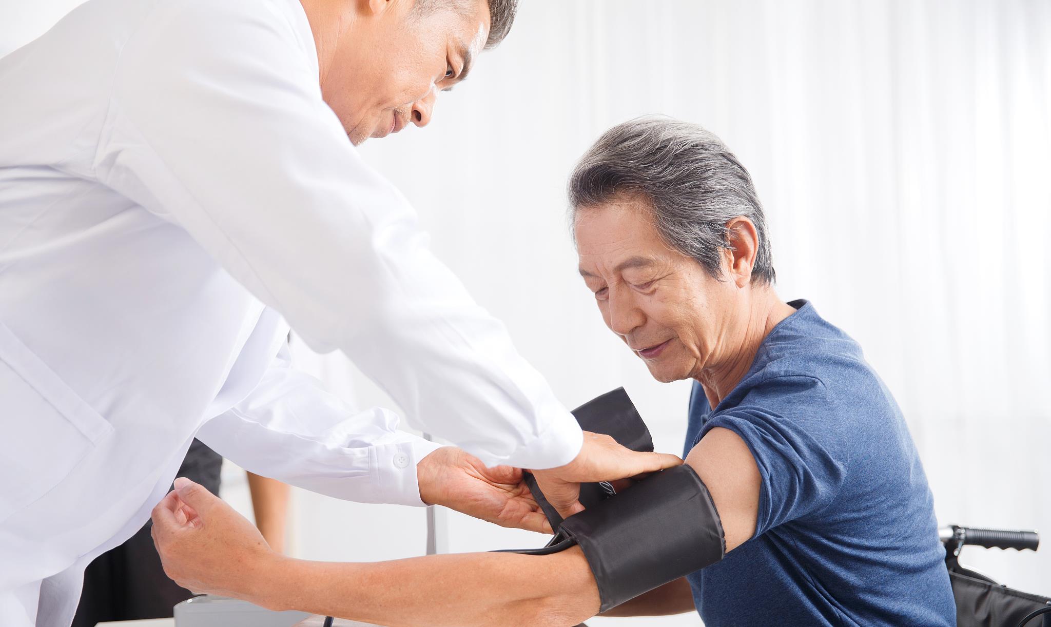 大脑|寿命可预测？4个指标关乎寿命长短，不妨自测下，达标的人易长寿