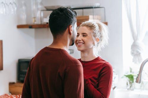 仲念念|男人彻底不爱了，三个痕迹尤为明显，只是你不肯相信罢了