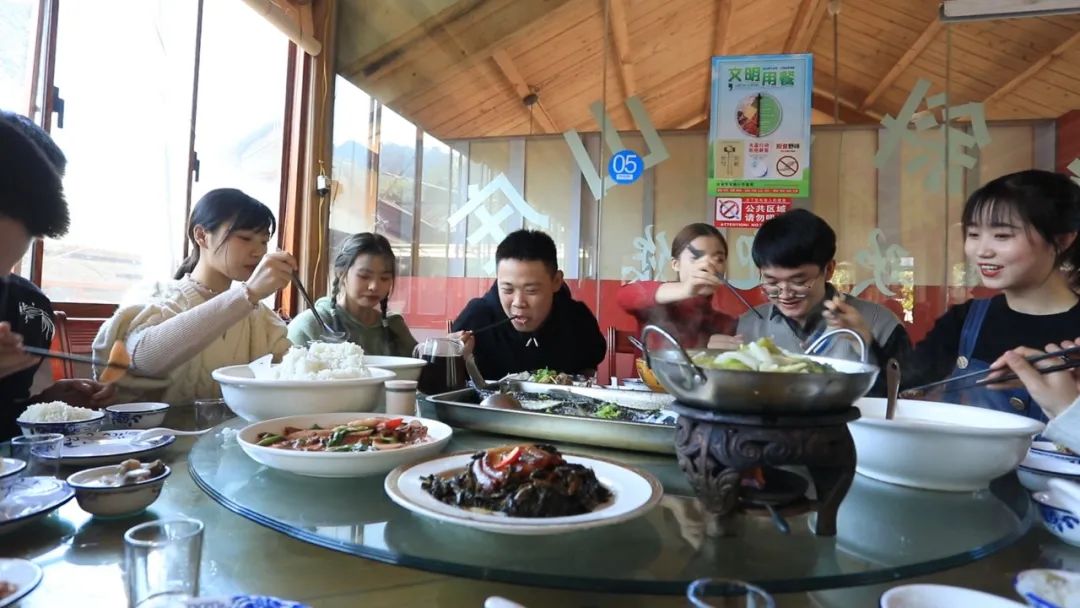 新罗TV 革命基点村的小康生活之小池培斜