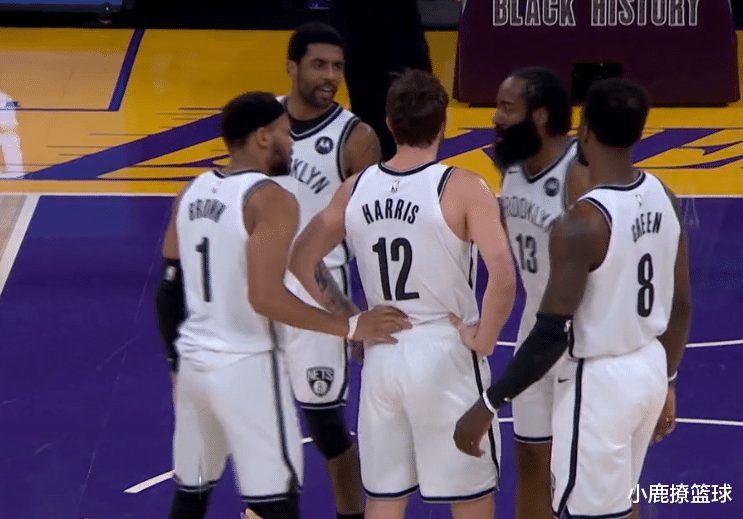 湖人队|单节5记三分压制湖人！欧文哈登围剿詹姆斯，库兹马大爆发8分4板