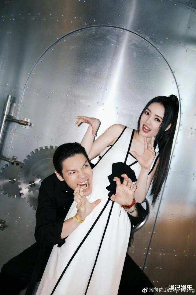 于正|向太证实郭碧婷怀上二胎，已买了珠宝奖励儿媳，不会催生三胎