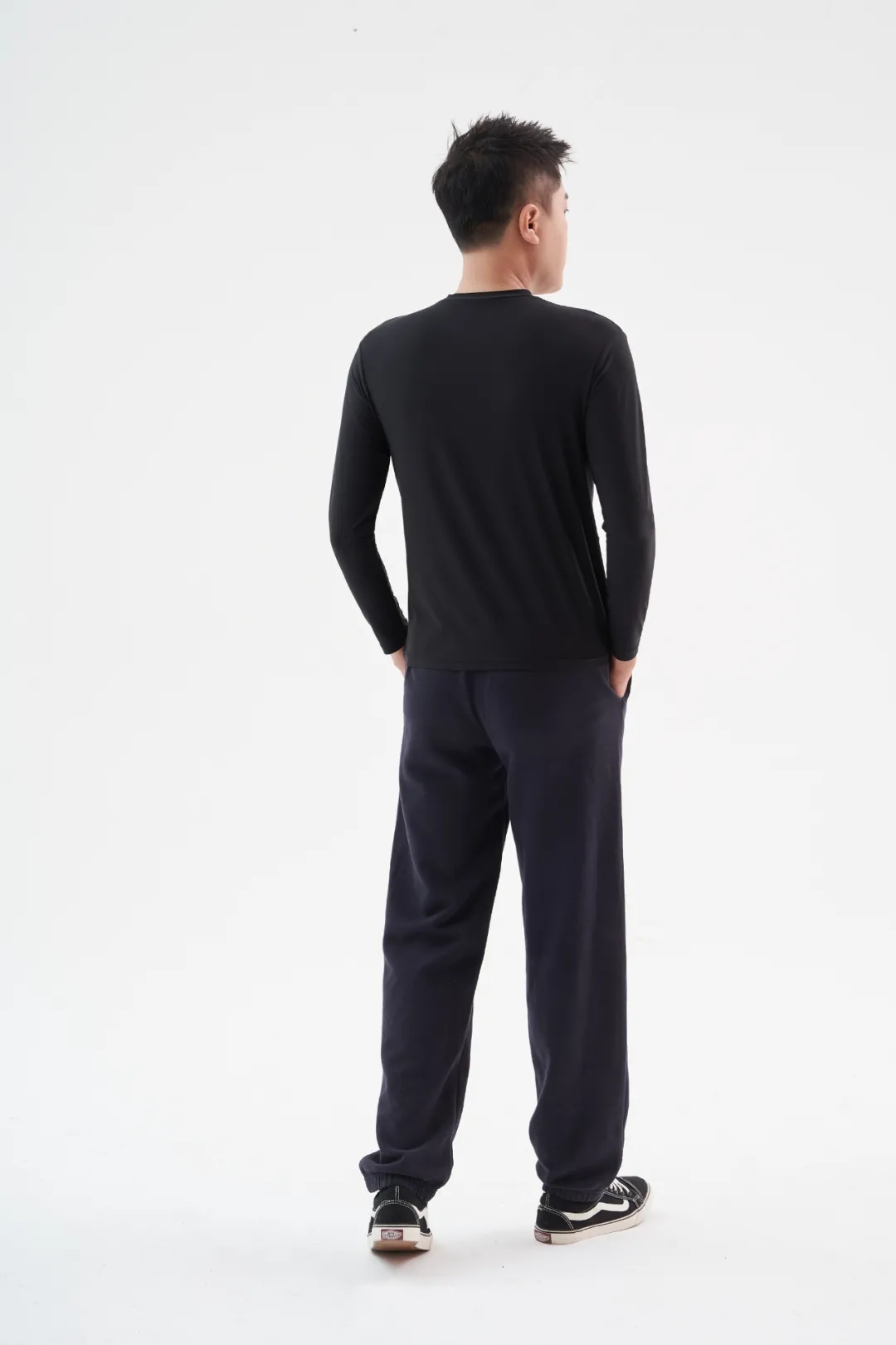 崎拓加热感打底衣:薄暖不只是说说而已,国货品牌雄起!