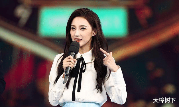 马凡舒|马凡舒：央视最美女主持，堪比王冰冰，被誉为“董卿接班人”