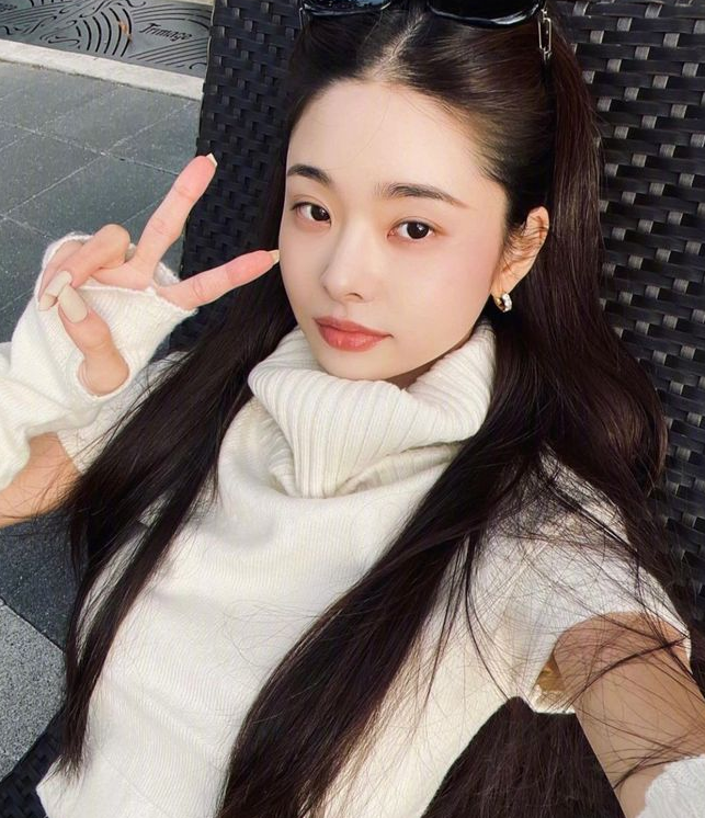 宋智雅|韩国又一恋综来袭！被宋智雅的出场惊艳到，这才是“纯欲风”