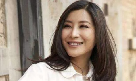 赵本山|她曾通过赵本山一夜爆红，后来又被迅速淡出，原因听我来说明