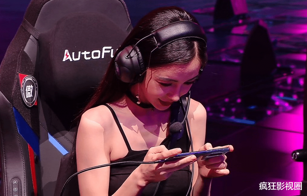 北京电影节|AngelaBaby和网红蹭红毯？最有实力的反而没来，北影节略显凄凉