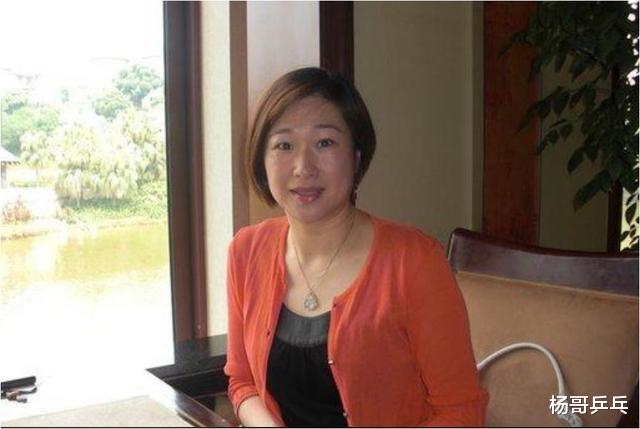 杜锋|她18岁进国家队，20岁获奥运冠军，23岁退役，32岁仍能战胜王楠