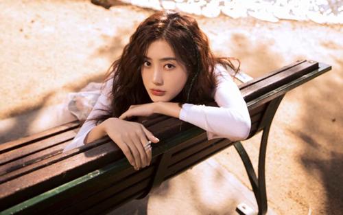 赵丽颖|3年前，她是《知否》赵丽颖身边的丫环，3年后独挑大梁逆袭成女主