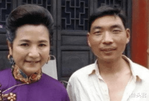 横店|因长相太“坏”被周星驰看中，一天片酬2000元，在横店买车又买房