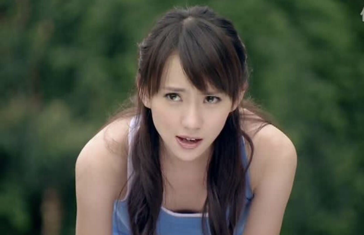 金铭|盘点那些刚出道时很美，但很快长残了的女明星们