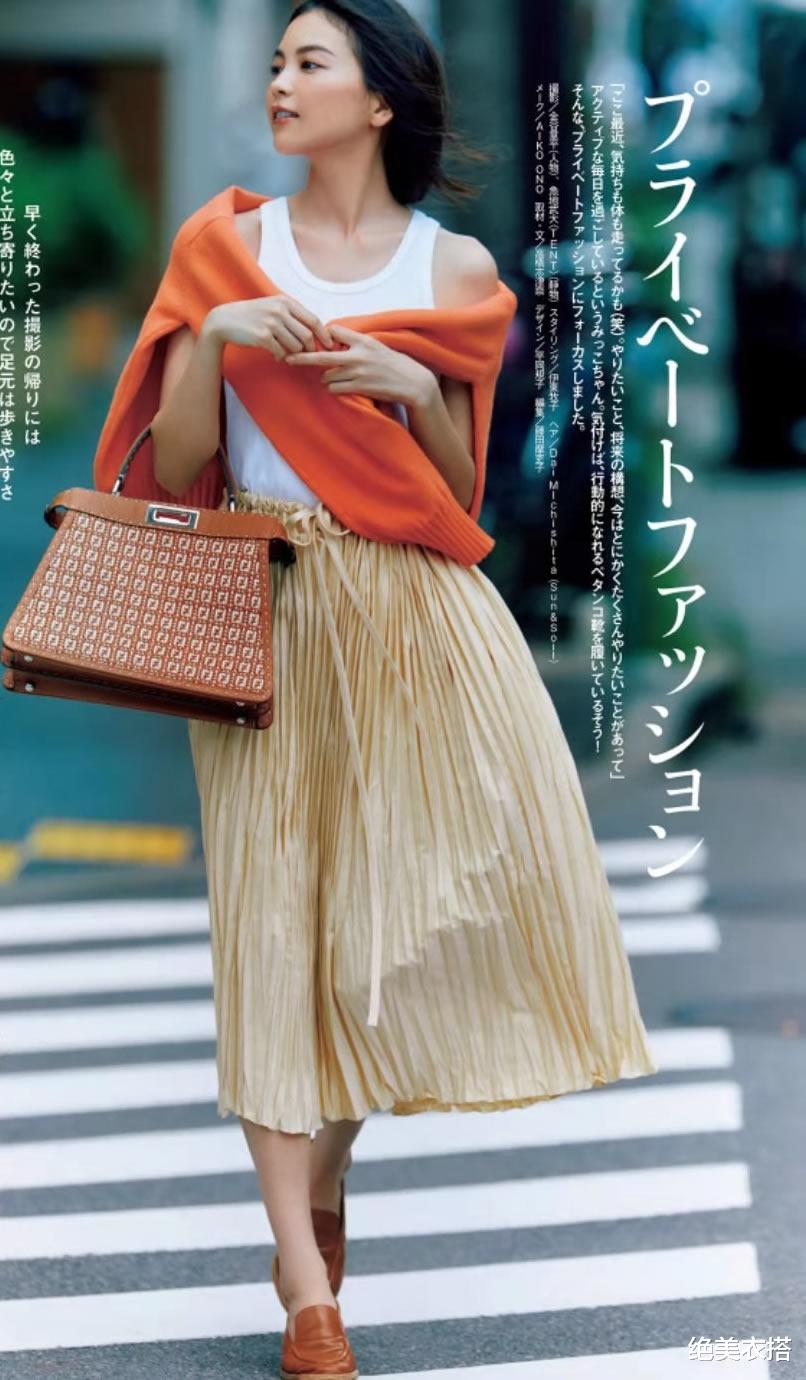 穿衣搭配|拿什么拯救,夏日的“穿搭疲劳”?11套搭配、2个方法,请借鉴