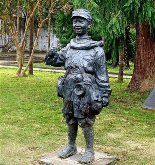蜀山笔侠 13岁远征军娃娃兵照片走红,贵州83岁老人看后泪流满面:这是我啊