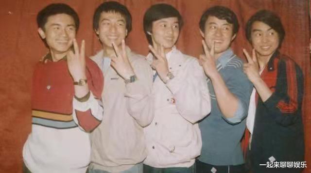 刘奕君|刘奕君：没毕业就被“封杀”，咬牙坚持26年，51岁苦尽甘来无遗憾