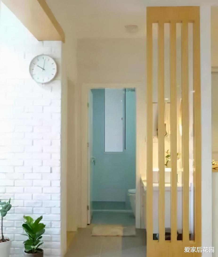 参观完00后的新房,才发现,现在年轻人的卫生间都不装洗手台了