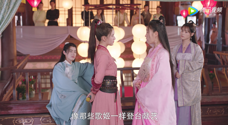 赵露思|谈个恋爱，她“甜宠一姐”人设又崩了？