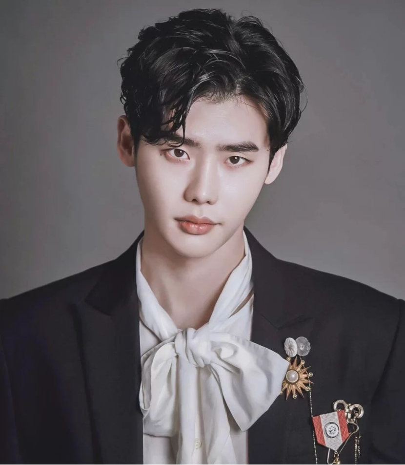 李钟硕|李钟硕、林允儿合作tvN新剧《BigMouth》:天才诈骗犯看点十足