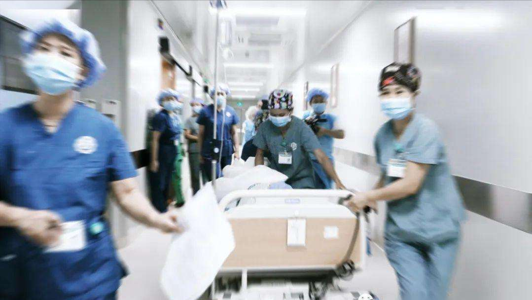 四川村妇死而复生,只因在坟头遭遇神秘拍肩,真相到底如何?