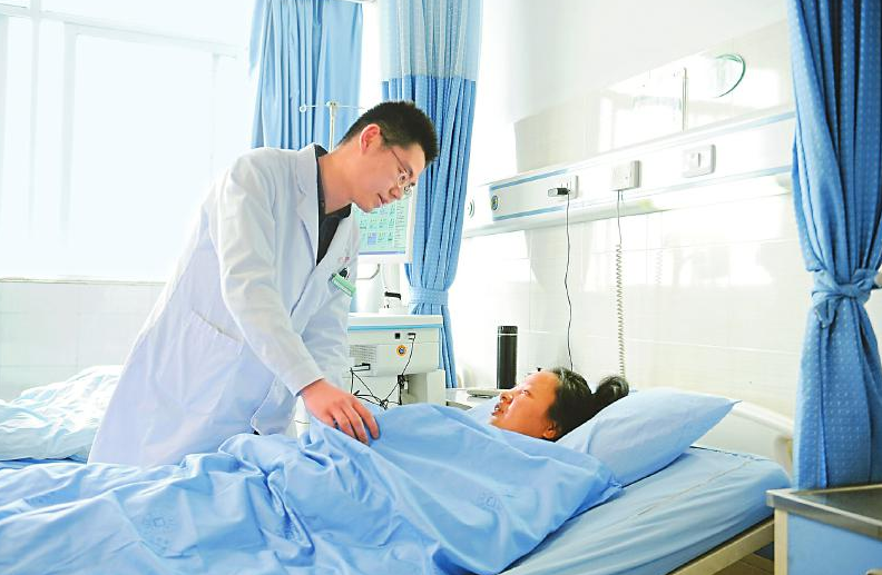 心肌梗塞|夫妻俩相继查出心梗,一死一伤,医生叹息:炒菜2习惯,害人不浅啊