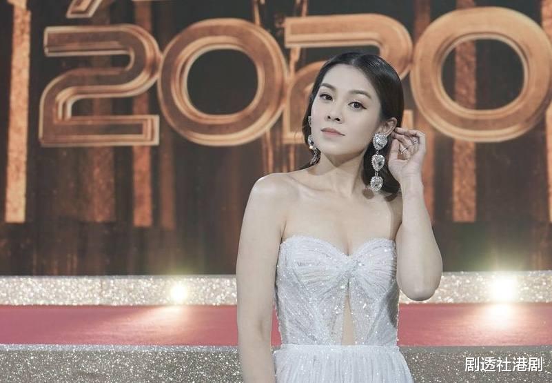 佟丽娅|恭喜！36岁TVB气质女星晒唯美艺术照宣布怀二胎，为梦想放弃高薪工作参选港姐