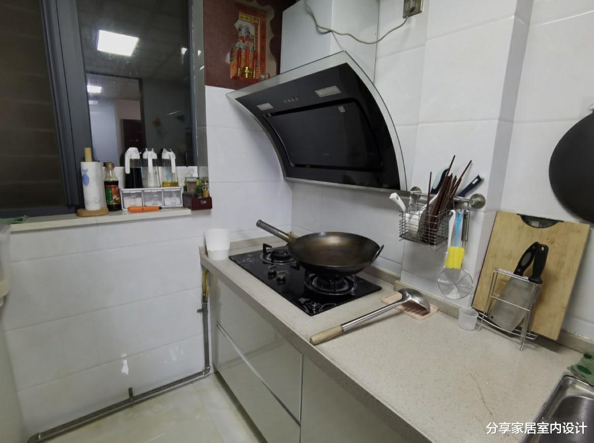 房子是租来的，全屋要每天保持整洁干净，小日子过得很舒适！