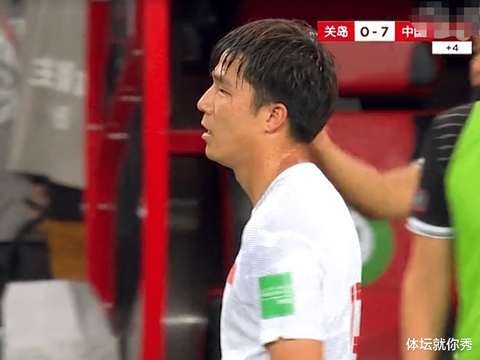 国足|6.3分！全队评分倒数第一，李铁嫡系再打脸，国足最差之人就是他