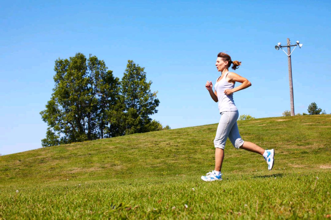 健身|女人“保养”别太晚，30岁开始若能坚持这4个习惯，会更有魅力