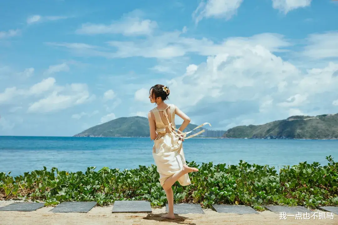 李纯|撕赵丽颖被骂6年，如今终于洗白：又美又纯，说的是她吧？