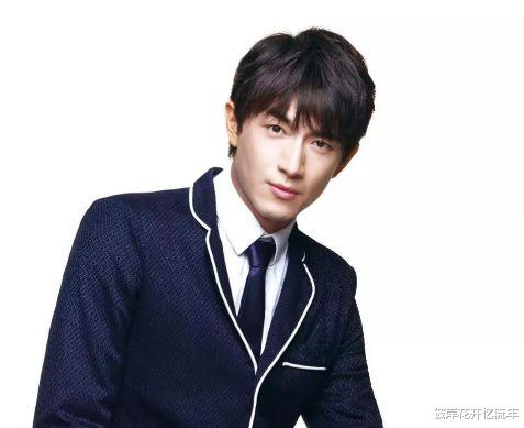 林更新|她是有多漂亮，林更新对她表白过4次，李易峰和她传过绯闻