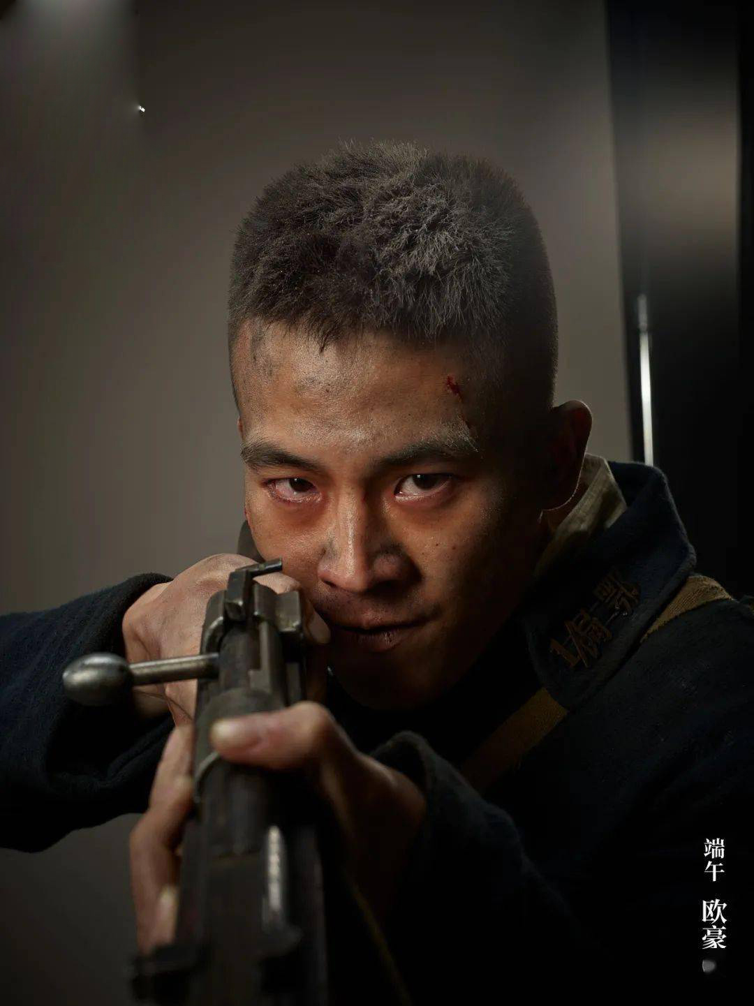 电影|6位“硬汉”接班人，阳刚之气取代油头粉面，有人已坐拥百亿票房