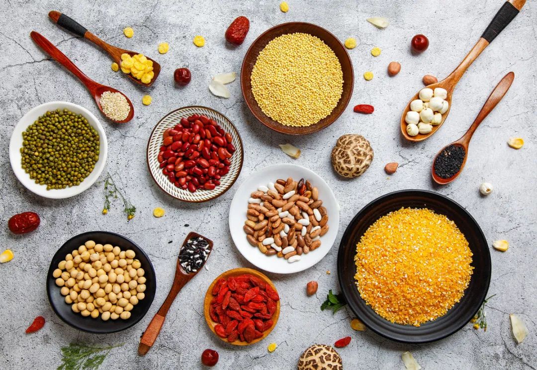 C妈学堂|入秋后,父母想要娃身体健康少生病,饮食要做到“两不吃”