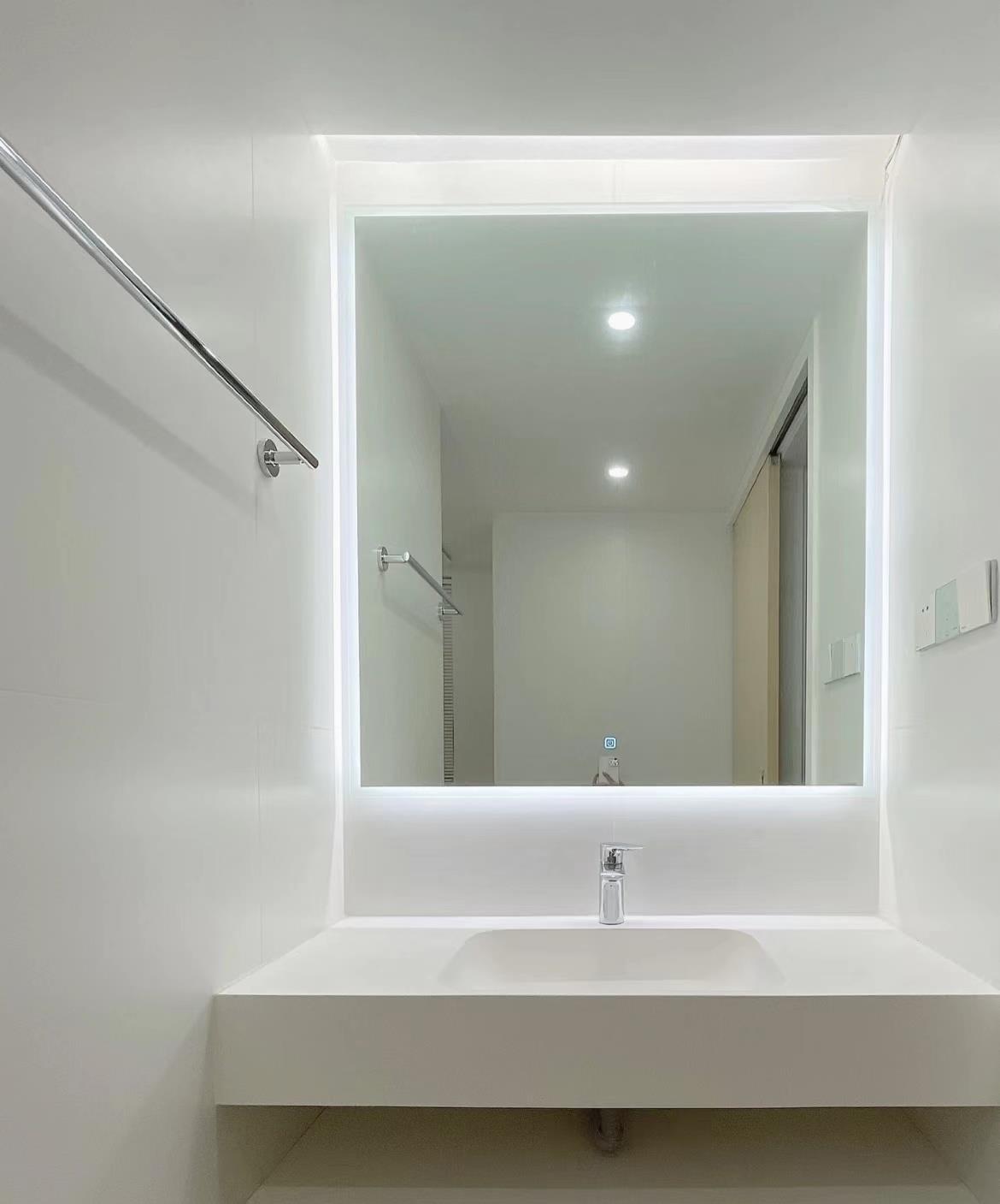 她的120㎡新居,全屋以白色为主,干净到“一尘不染”,越住越耐看