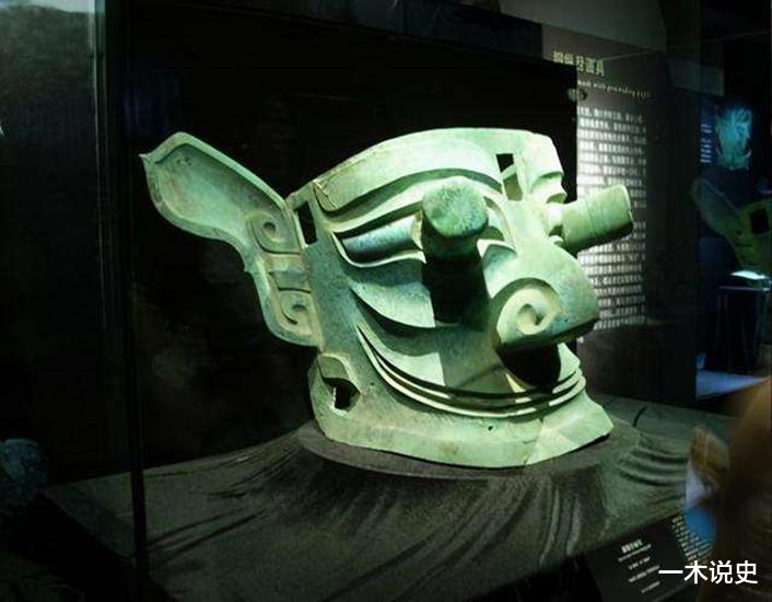 神鬼莫测的三星堆为何突然停止挖掘?考古人员:看看挖出了些什么