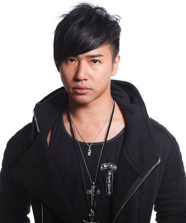 欧弟|“惨不忍睹”欧弟：落魄公子为父还债扮丑卖笑，如今事业家庭皆输