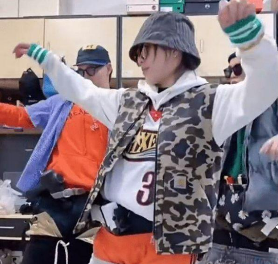 兜妈爱叨叨|同是奥运冠军,杨倩和全红婵口碑两极分化,背后原因耐人寻味