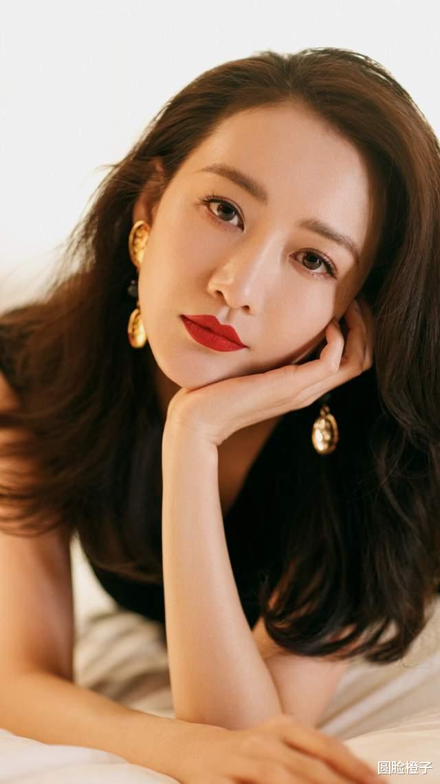 王鸥|广西多灵山更多美女，3位广西女星，不仅长得水灵，身材还很修长